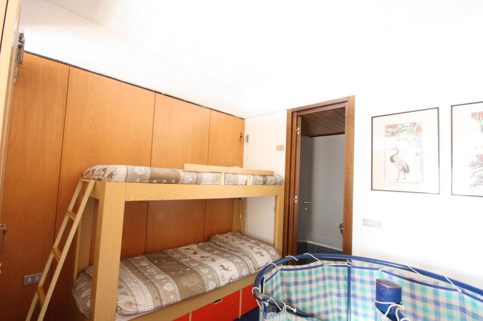 Marilleva 1400 Appartamenti Montana Ruang foto
